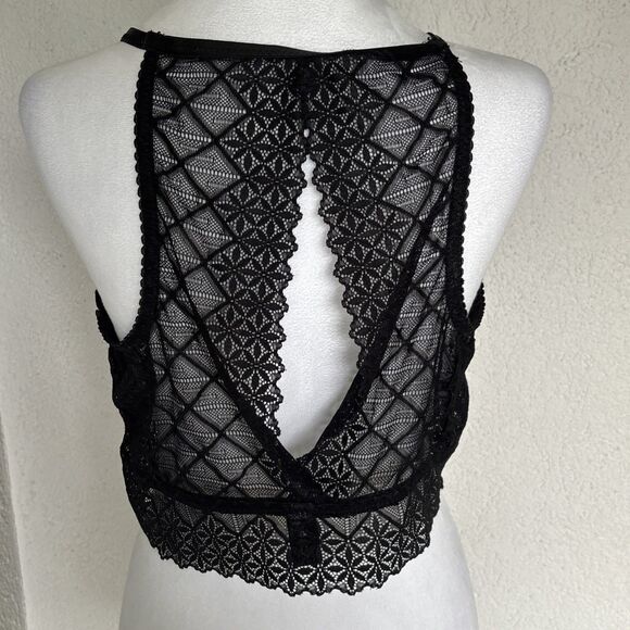 NWOT Black Lace Peep the Scene Cutout Bralette - Women René Rofé Size 2X - Picture 2 of 10